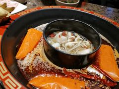 菌汤鸳鸯锅-椒香城门口重庆老火锅(宝安固戍店)