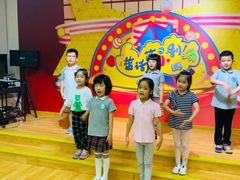 -蓝话筒·少儿成人演讲口才·主持朗诵·戏剧表演(大华第一坊店)