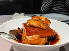 鲍鱼红烧肉-荣轩(新荣记环球金融中心店)