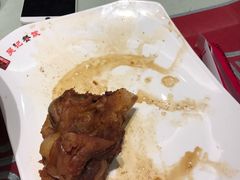 -吴记酱骨炖菜馆(西大直街店)