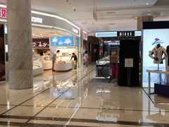-资和信百货商场