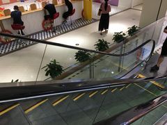 -百联临沂购物中心(临沂路店)