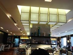 -大雁塔假日酒店·绿茵阁西餐厅