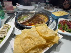 -乡土黄·鲜牛肉火锅·小龙虾(兴业街店)