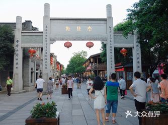 福州的南後街，三坊七巷的美好，以及溫泉的夜