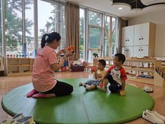 -乐融婴幼儿成长中心(四季青校区)