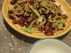 -闫府私房菜·老字号(恒隆店)