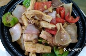 Sizzling Ginger and Green Onion Tripe