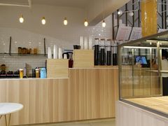 -顶东面包花园·生日蛋糕(世博店)