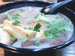 -鸭小妹鸭血粉丝(老门东店)