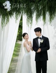 -雅云婚纱摄影工作室旗舰店