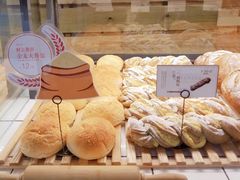 全麦大餐包-野上麦田(中贸广场店)