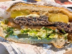 -The Habit Burger Grill 哈比特汉堡(复兴soho店)