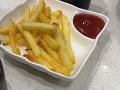 -汤姆家的牛排意面披萨(新城市广场店)