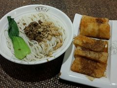 -蓉李记成都名小吃(二七万达店)