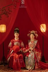 -蒙太奇婚纱摄影(万达店)