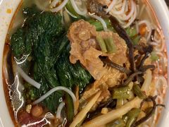 -水平有限螺蛳粉(宏达大厦店)