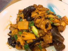 -赵记煎饼卷大葱(东岳店)