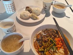 -碧涛阁·泡泡海洋·汤泉洗浴(王府花园店)