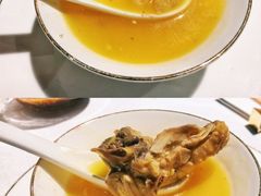 金牌文昌鸡煲花胶汤底-囍上海鲜火锅酒家(兴宁路店)