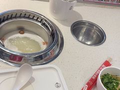 -龍歌自助小火锅(市南金茂湾店)