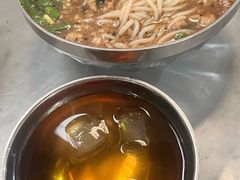 -正宗杨记普洱酸醋米线(总店)