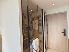 -东方体育中心(地铁站)