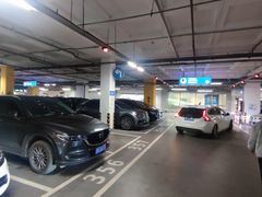 -宜家家居（上海徐汇商场店）-停车场