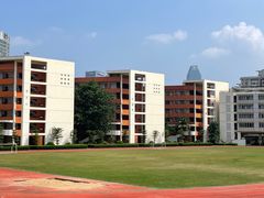 -极动室内恒温游泳馆