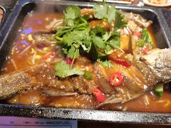 烤海炉鱼-路边摊小炉子烧烤