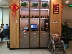 -有红鸡毛店·川菜(建设路店)