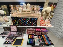 -微缤礼物(青岛海信广场店)