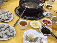 -濠轩阁特色生蚝火锅(水湾路店)