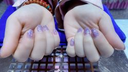 -杨红水晶延长美甲美睫