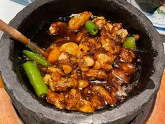石锅杭椒牛蛙-桂满陇-西湖船宴(西单大悦城店)