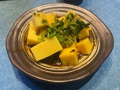 -香巴拉云南餐厅(华莱坞店)