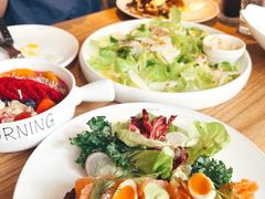 -Common Table · Brunch & Coffee