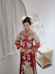 -艾米丽婚纱礼服