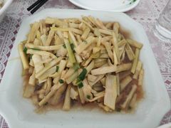 -天乐农家鱼头王(天目湖店)