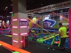 -酷跳蹦床主题公园(万胜广场店)