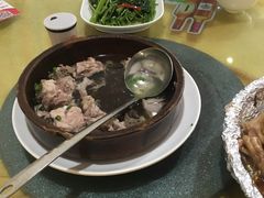 -鲤鱼塘农家山庄