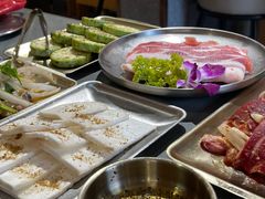 -围炉肉舍丹东海鲜烤肉·烤活鳗(步行街店)