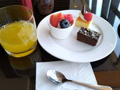 -上海漕河泾万丽酒店