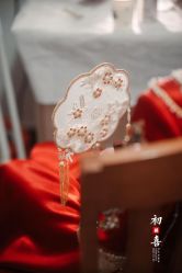 -Lady  Jane高端婚纱礼服馆