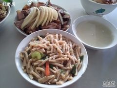 卤肉很给力！-罗胖子面馆(西关店)