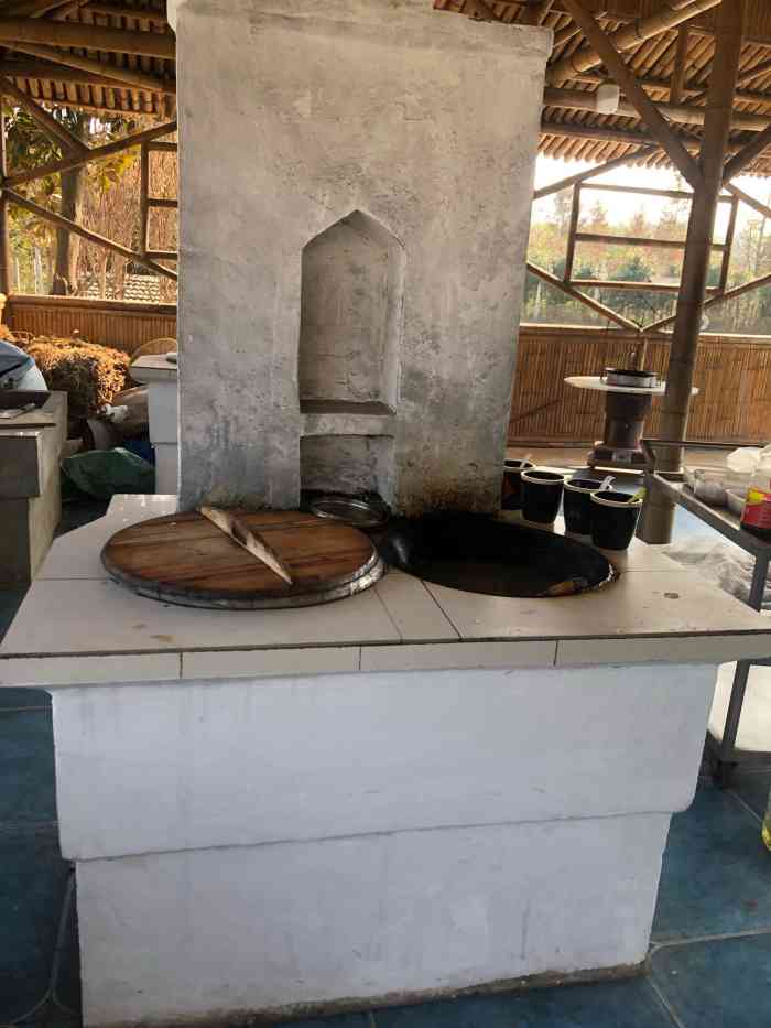 汤司令山庄-"端午假期 朋友喊带小朋友去汤山钓龙虾 .