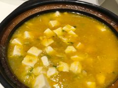 蟹粉豆腐煲-国际青年会议酒店-苏莱斯餐厅
