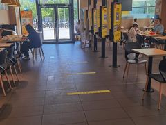 大堂-麦当劳(燕顺路店)