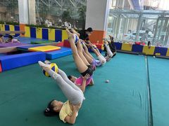 -健龙森俱乐部·游泳·健身·羽毛球综合体育馆