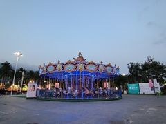 -亚龙湾中心广场